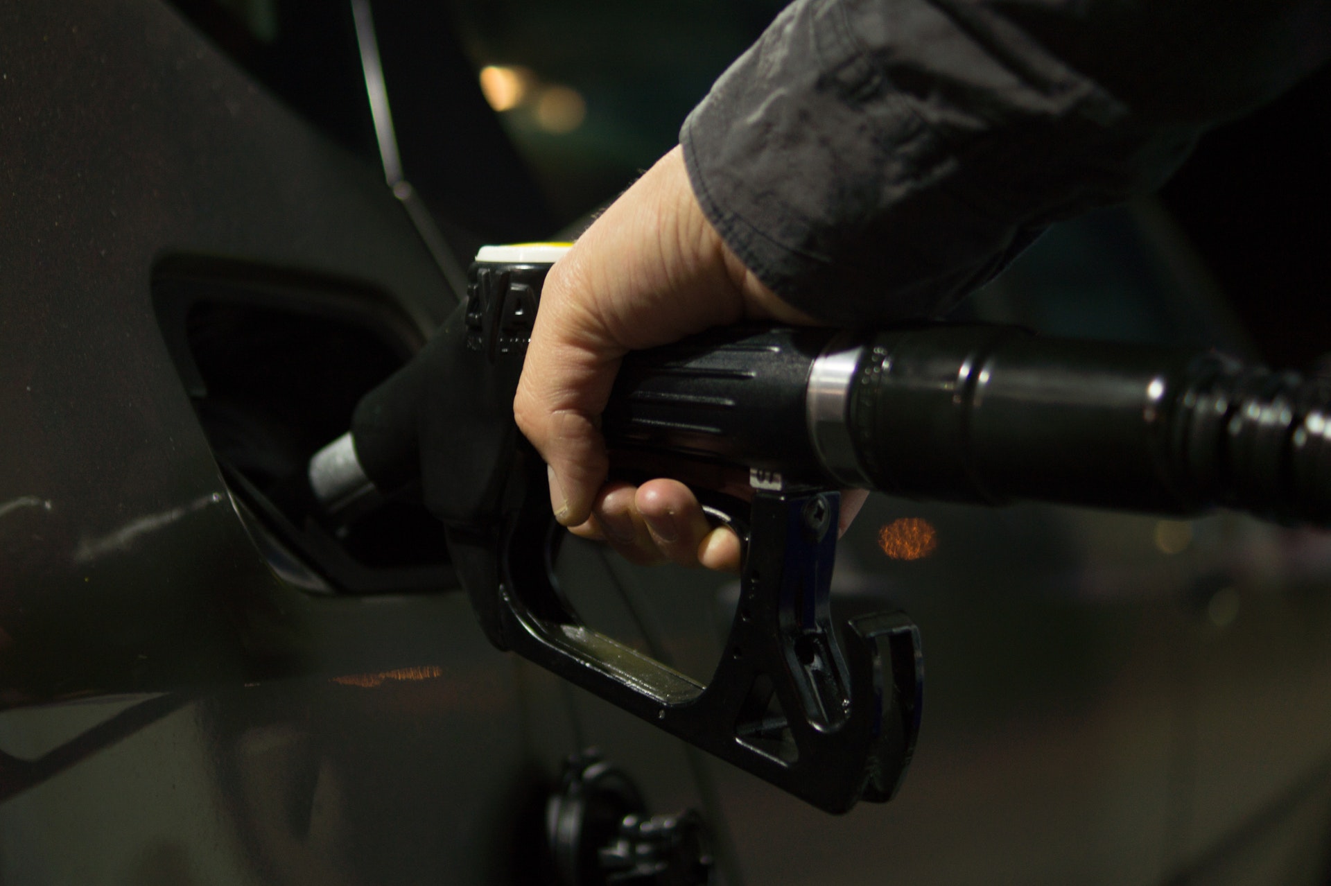 Fleets face fuel cost double whammy from high oil price and de-dieselisation, warns TMC